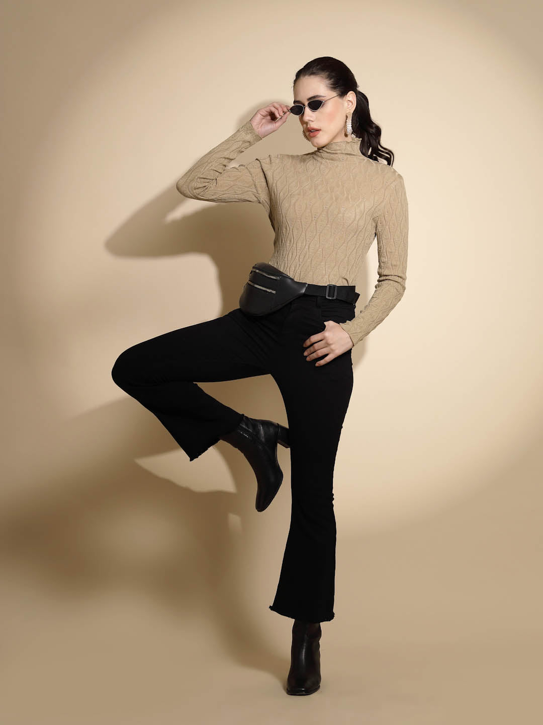 Women Solid Full Sleeve Turtle Neck Knitted Skivvy