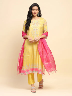 Yellow Muslin Regular Fit Suit Set For Women