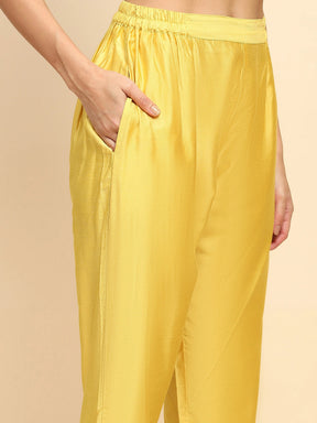 Yellow Muslin Regular Fit Suit Set For Women